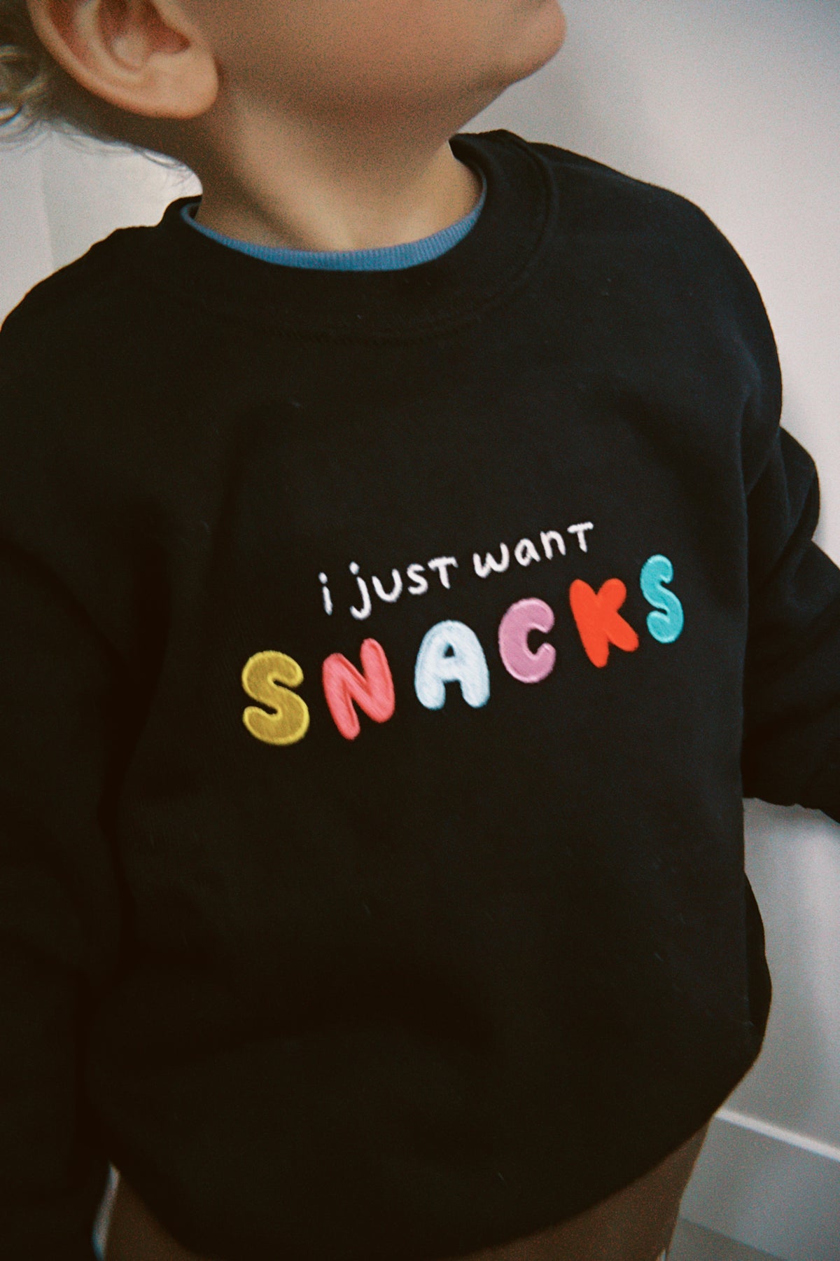KIDS - I Just Want SNACKS Oversized Sweatshirt