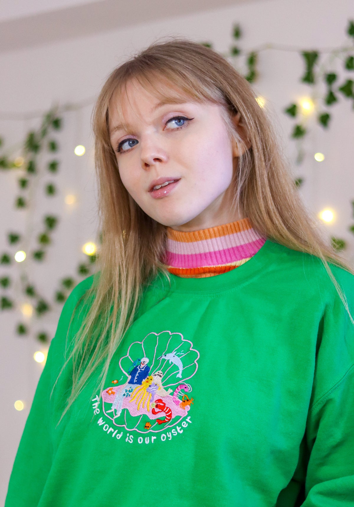 David Attenborough The World Is Your Oyster Embroidered Sweatshirt
